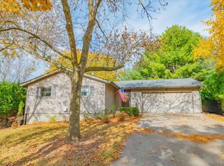 2310 Whitlock Rd, Madison, WI 53719