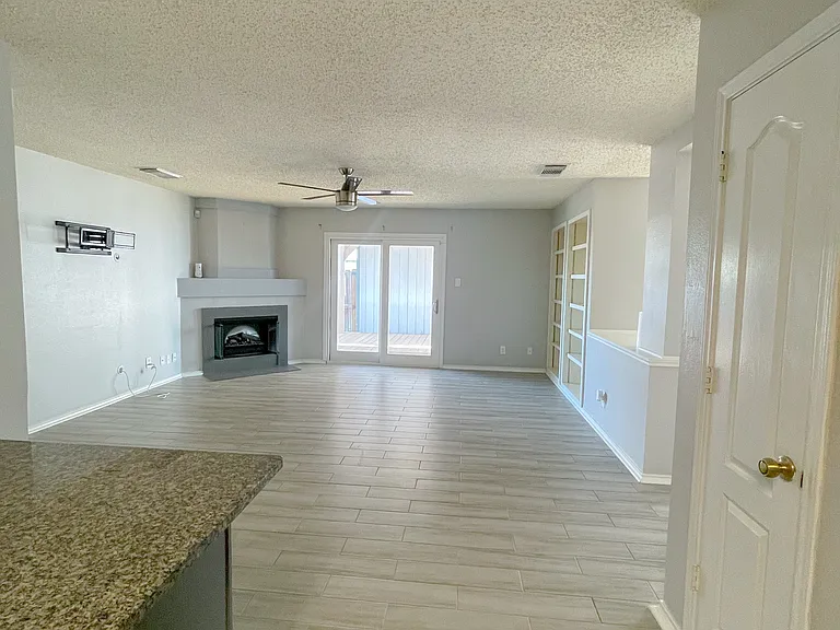 6839 Flatstone Pass — Photo 5