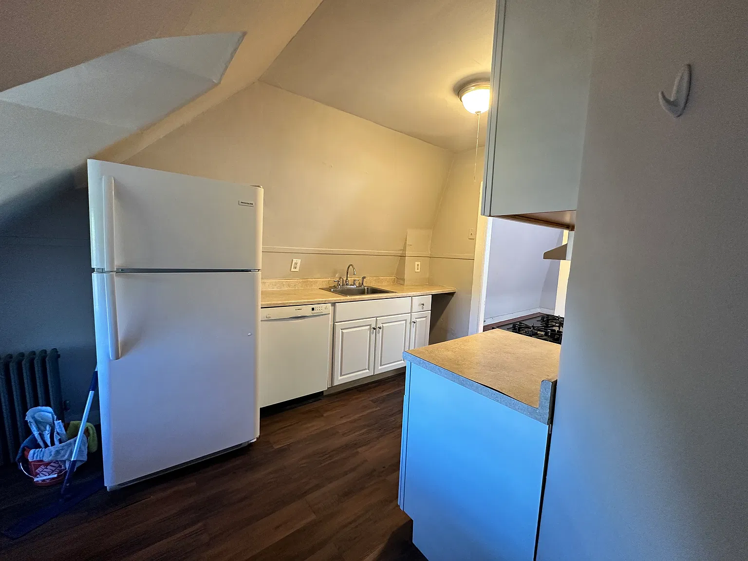 2 bed, 1150 sqft, $2,650 — Photo 4