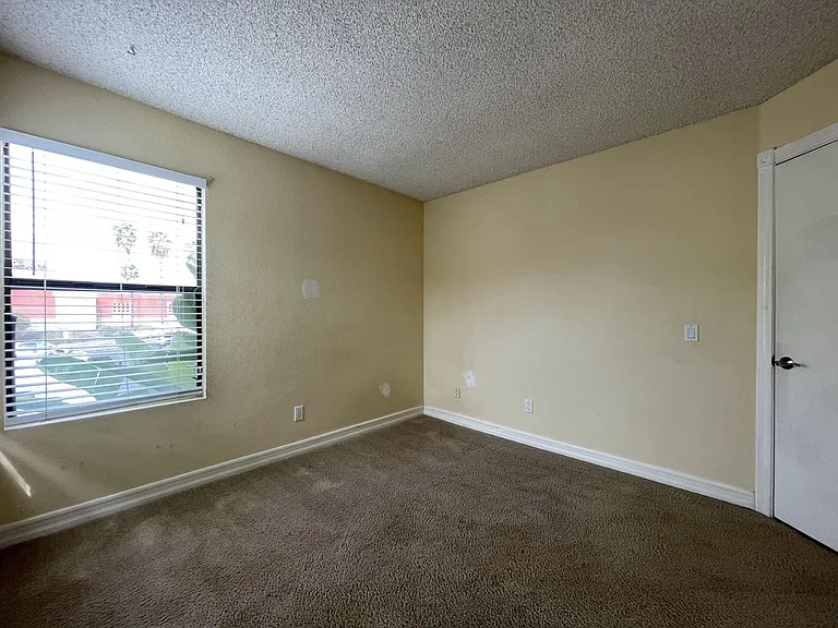 9489 Fairgrove Ln #202 — Photo 29