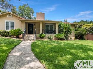 213 Zambrano Rd, Terrell Hills, TX 78209