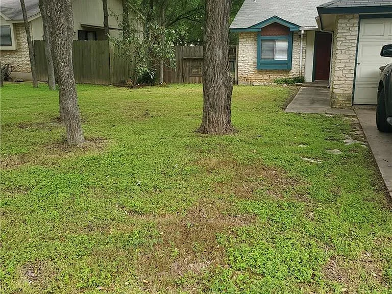 12601 Teague Trl #B — Photo 1
