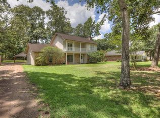 2626 Centurian Cir, New Caney, TX 77357