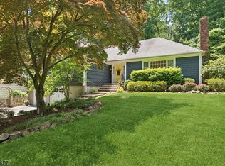 12 Carroll Dr, Mendham, NJ 07945