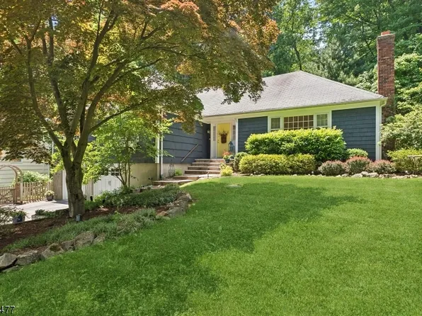 12 Carroll Dr, Mendham Twp., NJ 07945