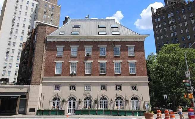 Rented by Waverly Realty Associates | media 2