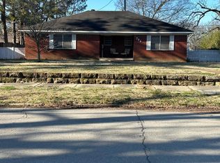 701 Walnut St, Newport, AR 72112