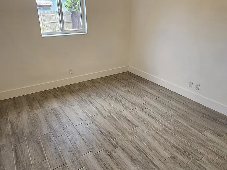 130 NW 57th St #130 — Photo 21