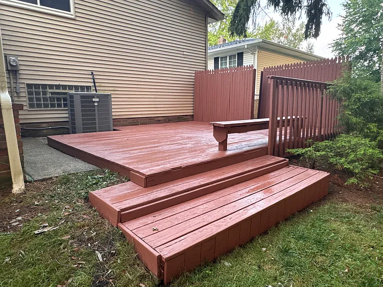 Large Deck with good privacy