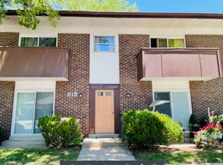 900 8th St #815-24, Highland, IL