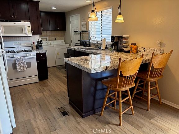 4th image of 33340 Windmill Rd