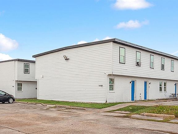 2nd image of 7710-60 N Coronet Ct