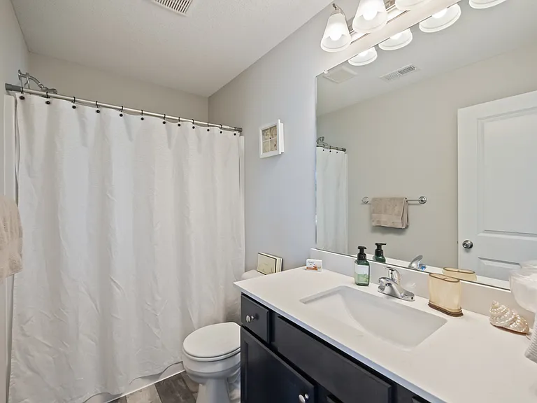 2382 Shadow Creek Cir — Photo 18