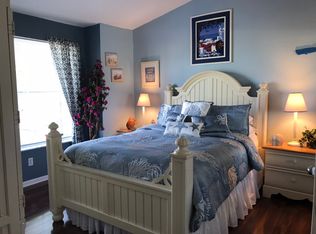 402 Muirfield Ct APT B, Jupiter, FL 33458