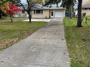 166 Union Rd, West Seneca, NY 14224