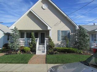 8703 Pacific Ave, Wildwood Crest, NJ 08260