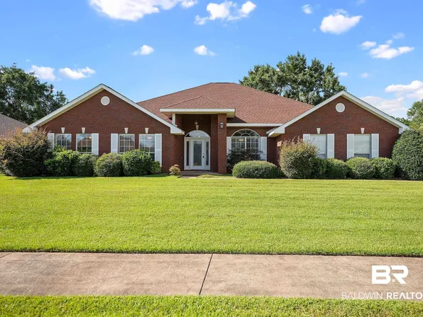 323 Manchester Ln, Foley, AL 36535