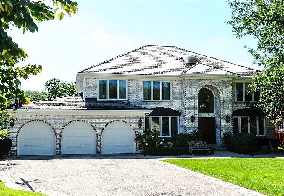 1st image of 626 Warbler Cir