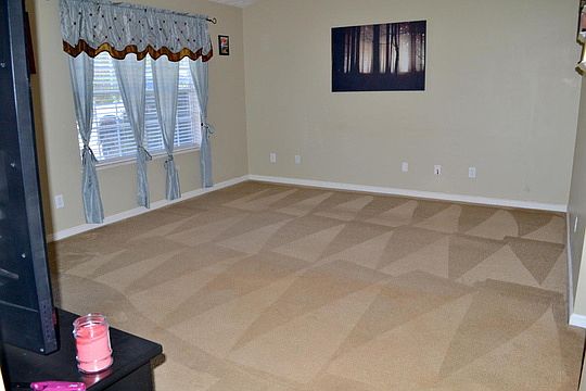 2nd image of 2306 Cripple Oak Ln