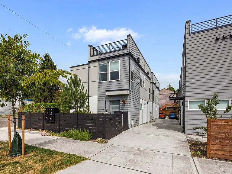 9002 15th Ave SW #A — Photo 1