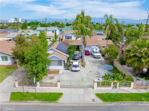 3651 E 56th St, Maywood, CA 90270