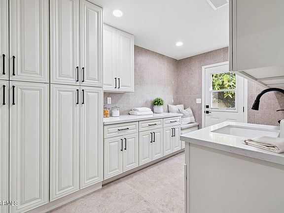 3rd image of 8943 N 80th Place