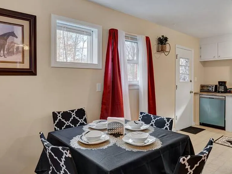 116 Parthenia Dr — Photo 5