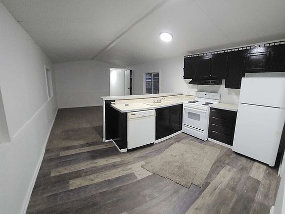 4th image of 316 W 2nd Street #6
