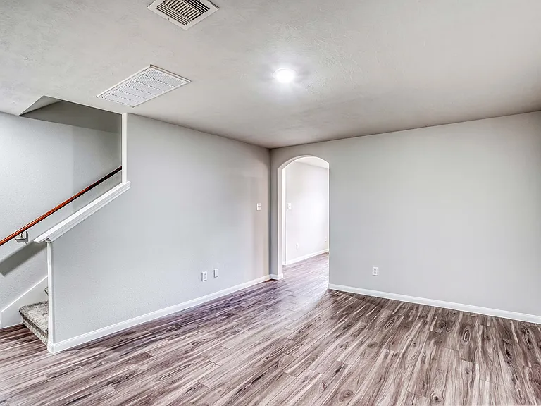 13102 Aiden Cir — Photo 15