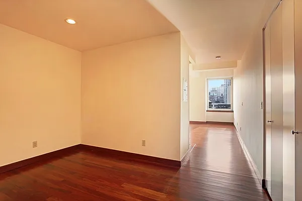 Rented by Corcoran | media 34