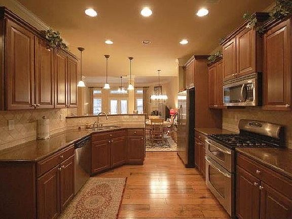 5th image of 2831 Tuscany Park Dr