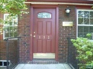 152 Summit Ave, Hackensack, NJ 07601
