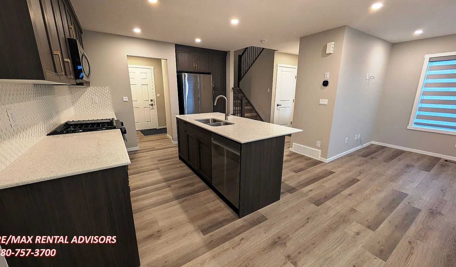 11 Carringford Road Northwest — Photo 4