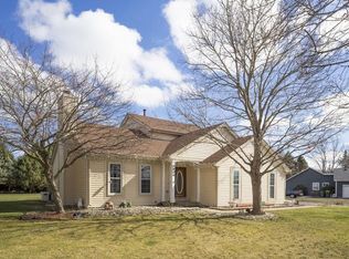 9904 Spring Dale Dr, Spring Grove, IL 60081