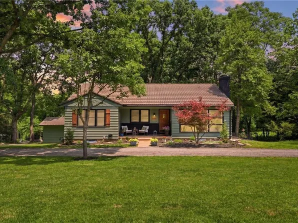 6311 Sherwood Ln, Merriam, KS 66203