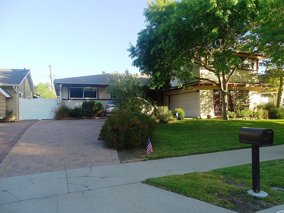 1st image of 6104 Lockhurst Dr