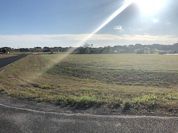 5th image of 218 Brushy Creek Trl