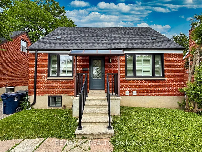 77 Talbot Rd — Photo 1