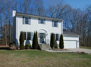 12 S Woods Dr, South Kingstown, RI 02879