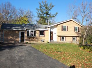 257 Cranbrooke Dr, Rochester, NY 14622