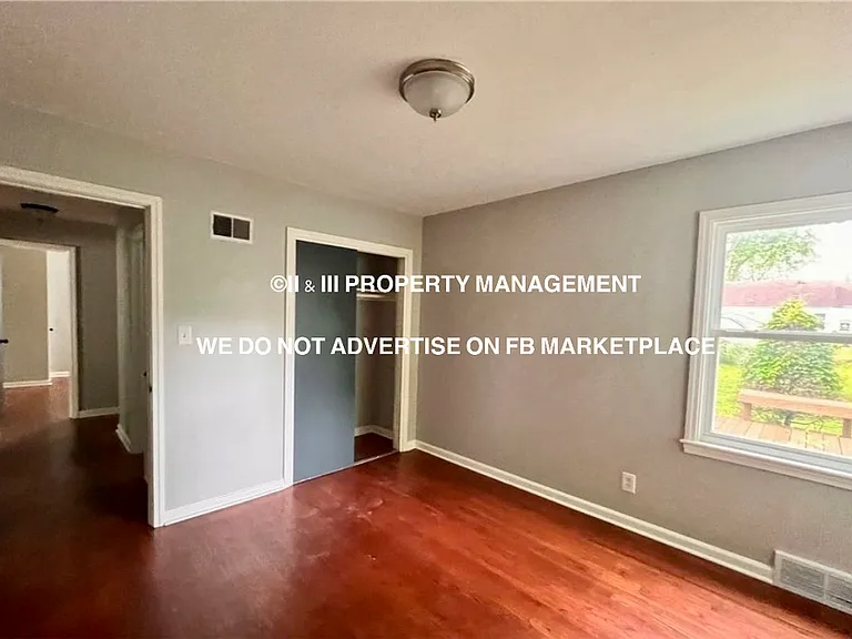 7306 Glenwood Ln — Photo 8