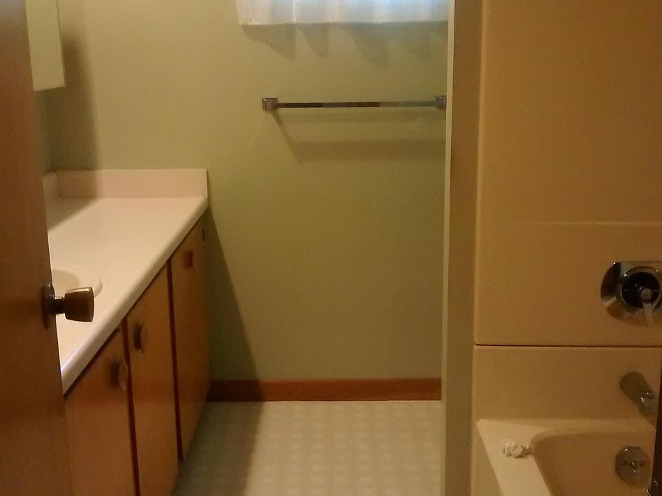 1st image of 2110 W D St