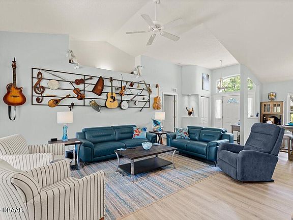 5th image of 67 Westover Ln