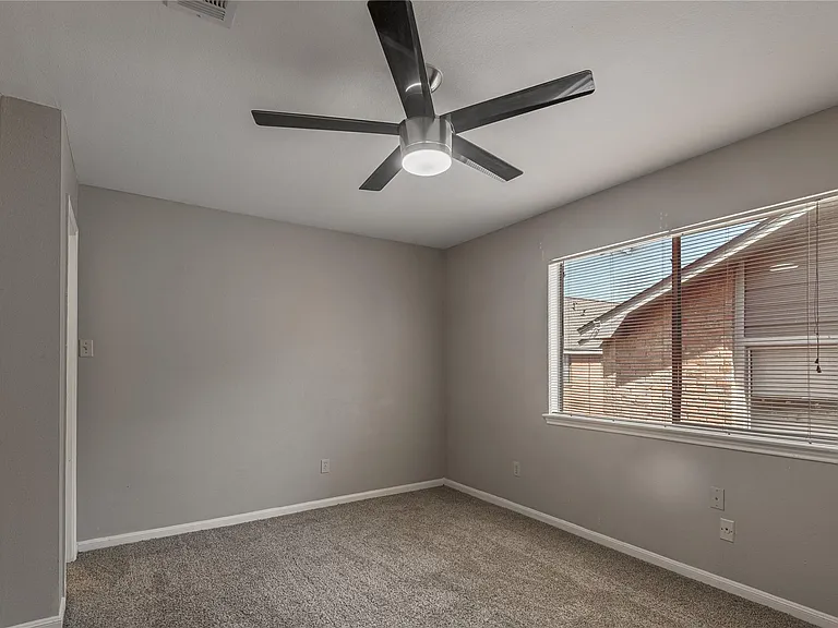 2404 Sycamore Ave #C4 — Photo 14