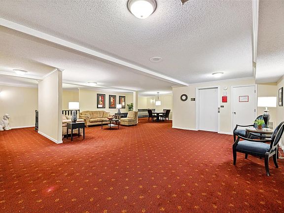 2nd image of 15631 Hedgeford Ct APT 22