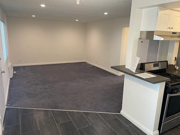 Kahlua Apartments — Photo 30