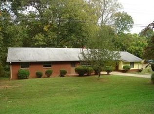 4807 Westmoreland Dr, Winston Salem, NC 27105