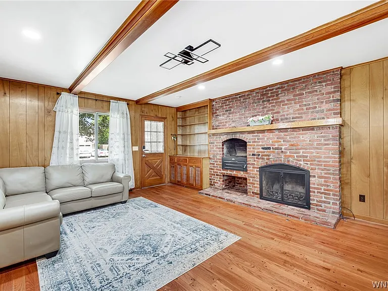 71 Chaumont Dr — Photo 19
