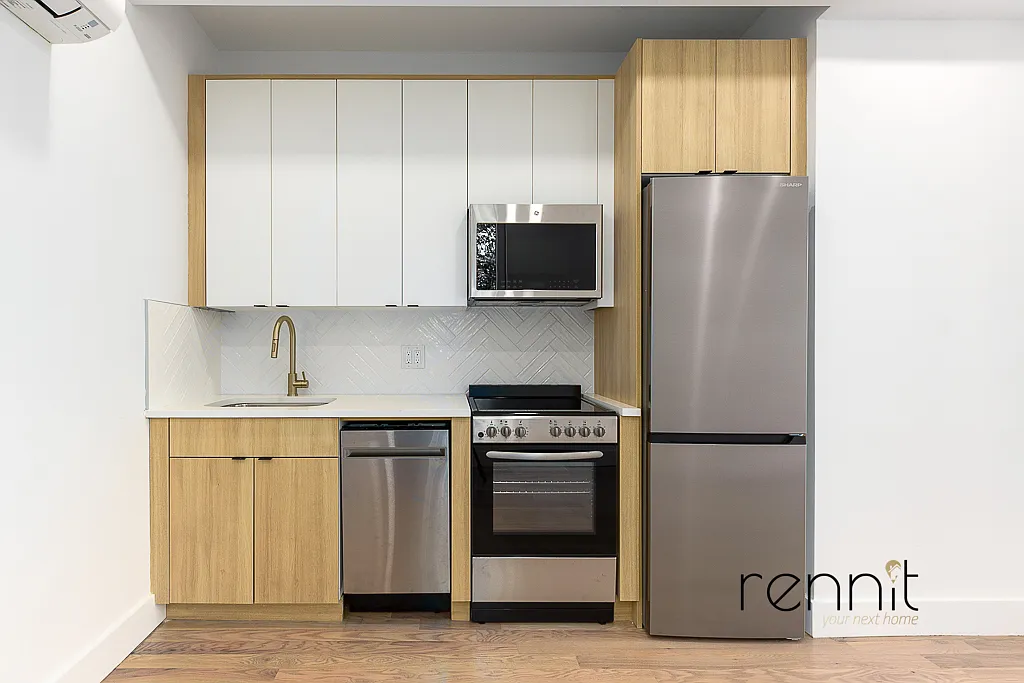805 Monroe Street — Photo 2