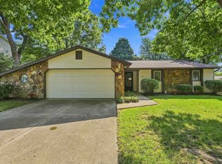 1725 Cambrian Pl, Fort Wayne, IN 46804